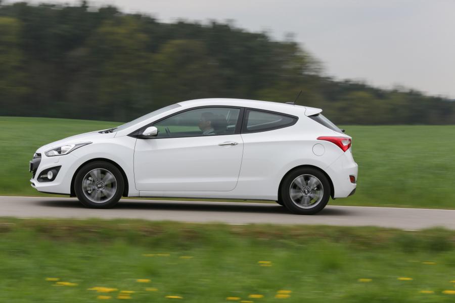  Hyundai i30 Coupe 2015 года  (фото 19 из 19)
